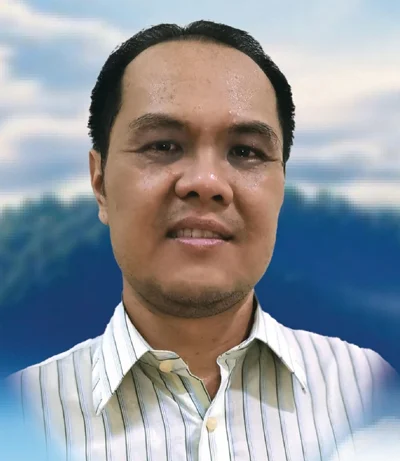 橡胶厂爆炸｜工程师生前最后讯息曝光 妻子悲痛落泪