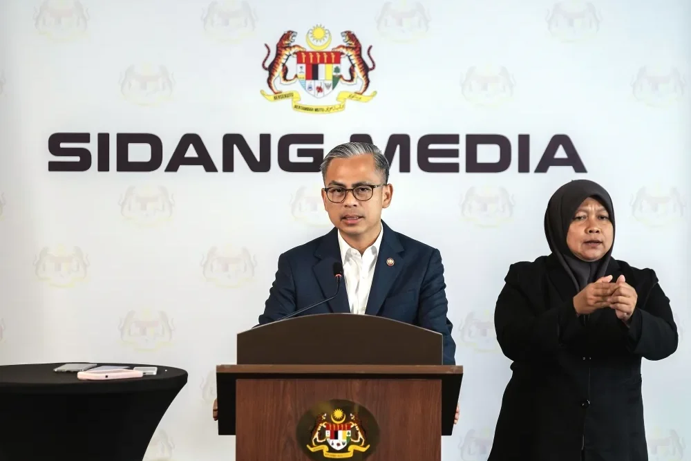 从政策失焦到沟通反思：治理模式的警讯与前车之鉴